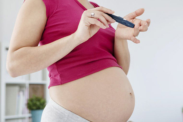 Bị đa năng buồng trứng có thai được không?